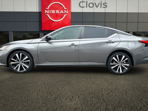 Used 2022 Nissan Altima 2.5 SR image 6