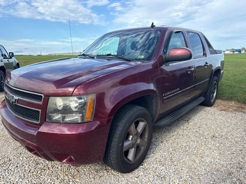 Used 2008 Chevrolet Avalanche LT w/ Convenience Package #1 AWD/4WD image 1