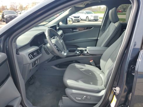Certified 2023 Lincoln Nautilus Reserve AWD/4WD image 12