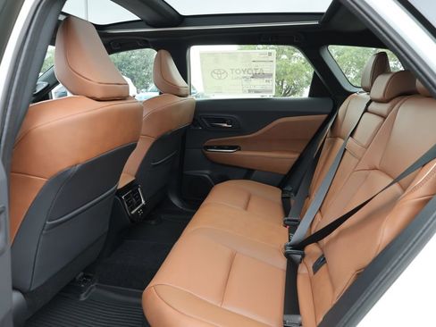 New 2025 Toyota Crown Signia image 28