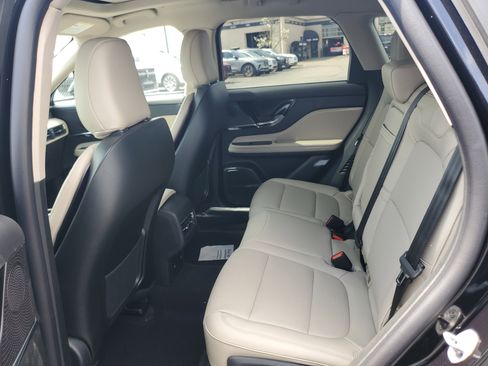 New 2026 Lincoln Corsair Premiere AWD/4WD image 25