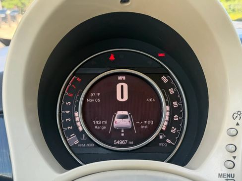 Used 2017 FIAT 500 Pop FWD image 19