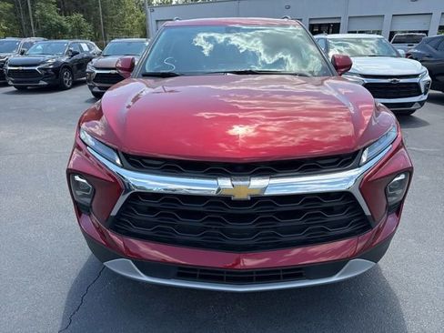 Used 2024 Chevrolet Blazer LT w/ Convenience Package FWD image 8