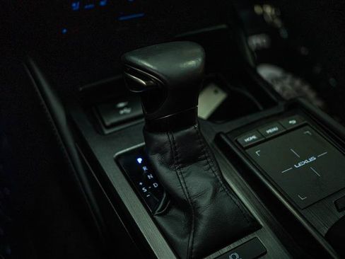 Used 2022 Lexus ES 250 w/ Premium Package AWD/4WD image 19