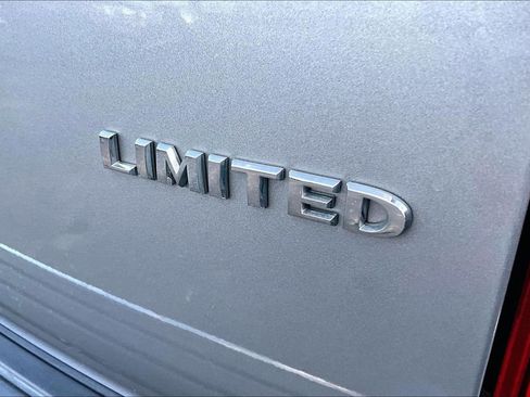 Used 2015 Jeep Patriot Limited w/ Sun/Sound Group AWD/4WD image 22