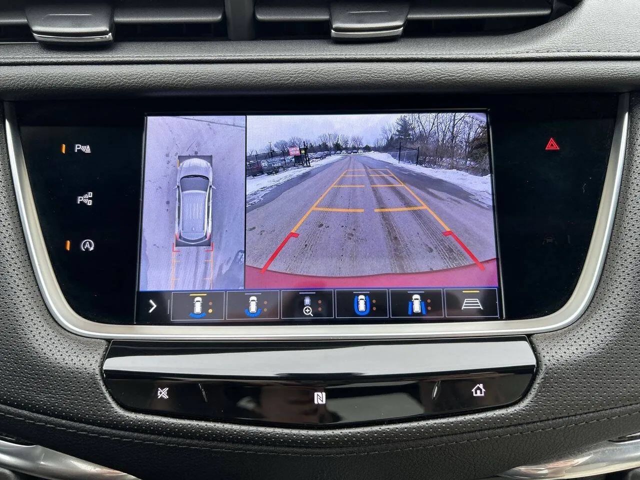 Used 2020 Cadillac XT5 Sportv AWD/4WD image 16