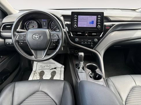 Used 2024 Toyota Camry SE FWD image 10