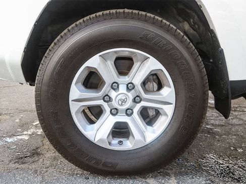 Used 2022 Toyota 4Runner SR5 image 12