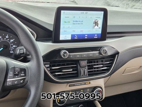 Used 2021 Ford Escape SE FWD image 20