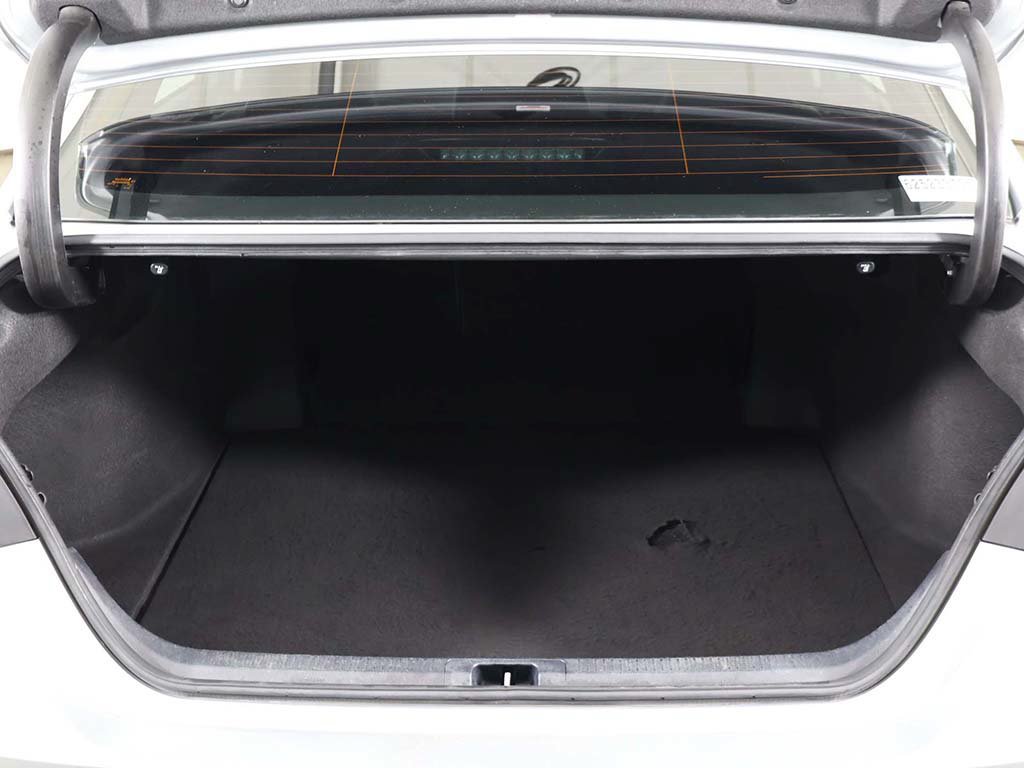 Used 2022 Toyota Camry SE FWD image 15