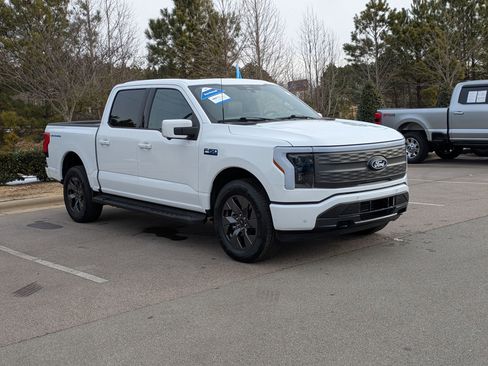 Certified 2024 Ford F150 Lightning Lariat image 1