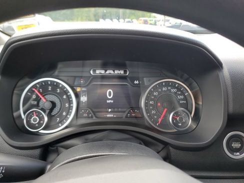 Used 2026 RAM 1500 Express AWD/4WD image 23