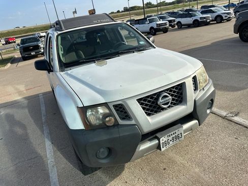 Used 2013 Nissan Xterra S RWD image 3
