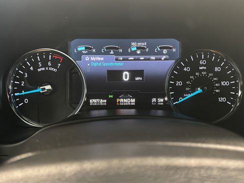 Used 2021 Ford Expedition Max Limited AWD/4WD image 17