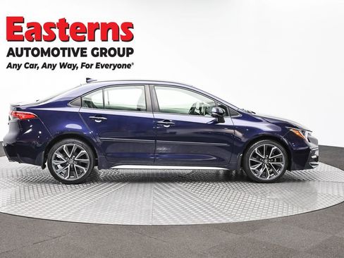 Used 2021 Toyota Corolla SE FWD image 4