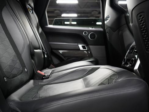 Used 2020 Land Rover Range Rover Sport SVR AWD/4WD image 19