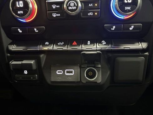 Used 2021 GMC Sierra 1500 Elevation image 49