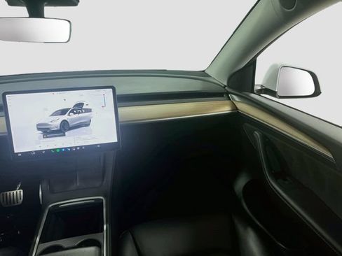 Used 2023 Tesla Model Y Performance AWD/4WD image 24