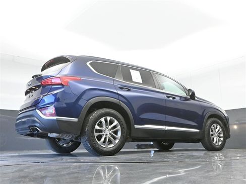Used 2019 Hyundai Santa Fe SE image 33