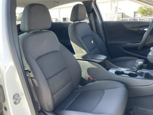 Used 2023 Chevrolet Malibu LT FWD image 26