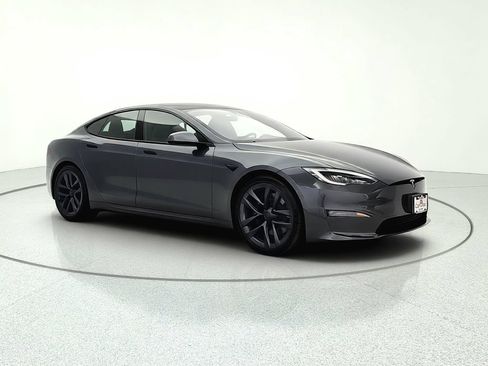 Used 2022 Tesla Model S AWD/4WD image 9