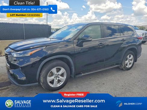 Used 2021 Toyota Highlander LE AWD/4WD image 1