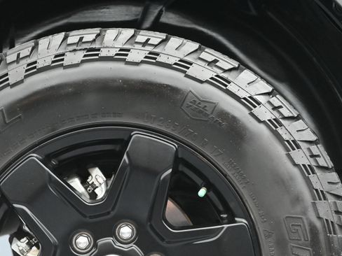 Used 2023 Ford Bronco Black Diamond AWD/4WD image 43