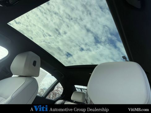 Used 2025 BMW i5 M60 w/ Executive Package image 19