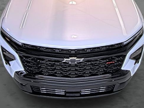 New 2026 Chevrolet Traverse RS w/ LPO, Floor Liner Package FWD image 18