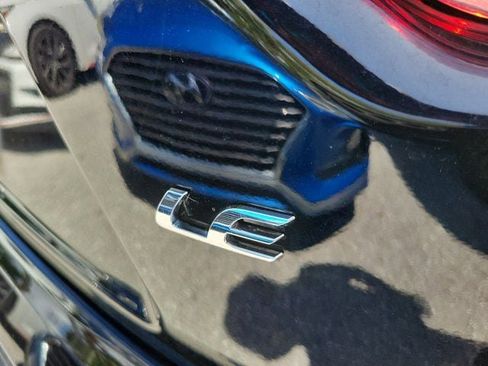 Used 2024 Toyota Corolla LE image 6