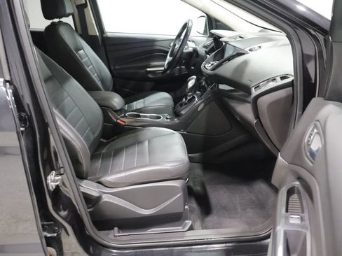 Used 2014 Ford Escape Titanium w/ Equipment Group 401A AWD/4WD image 22