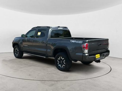 Used 2023 Toyota Tacoma TRD Off-Road w/ Advanced Technology Package AWD/4WD image 7
