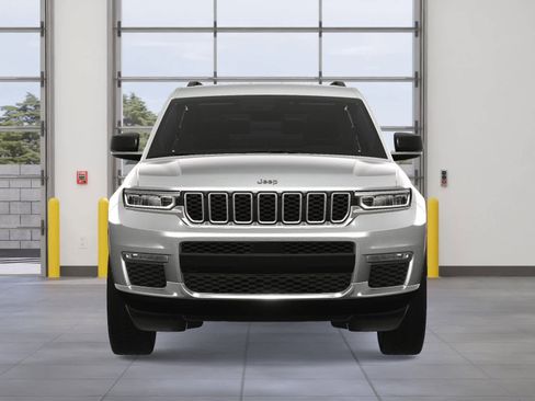 New 2025 Jeep Grand Cherokee L Limited image 9