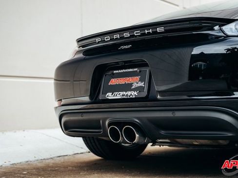 Used 2017 Porsche 718 Cayman image 34