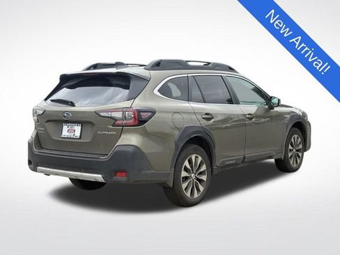 Certified 2025 Subaru Outback Limited AWD/4WD image 7