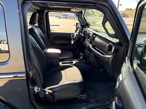 Used 2023 Jeep Wrangler Sport AWD/4WD image 11