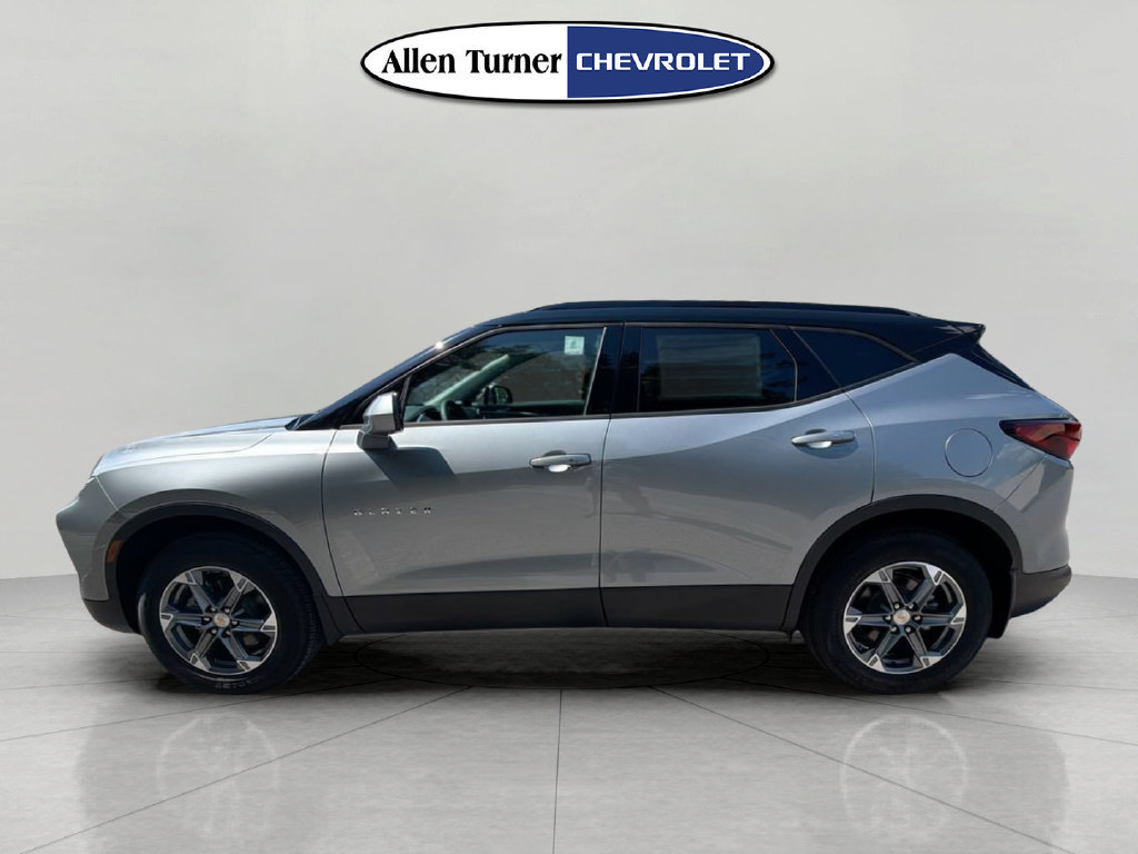 New 2026 Chevrolet Blazer LT w/ Convenience Package FWD image 6