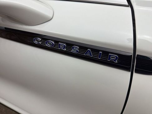 Used 2023 Lincoln Corsair Grand Touring AWD/4WD image 27