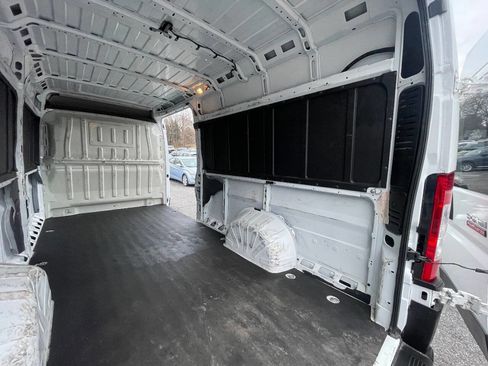Used 2022 RAM ProMaster 3500 w/ Premium Convenience Group image 34