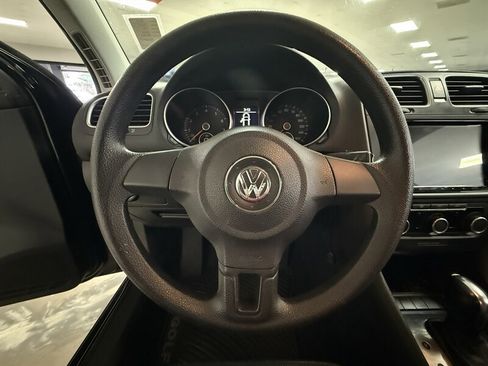Used 2014 Volkswagen Golf 4-Door image 19