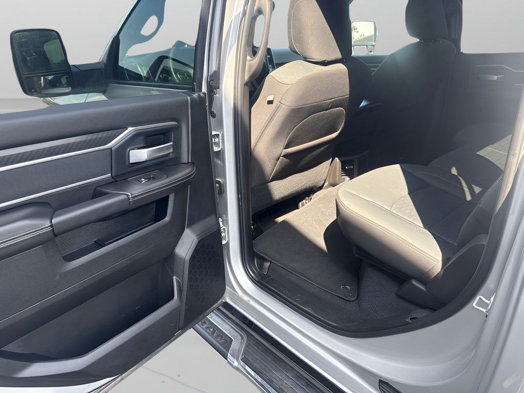 Used 2026 RAM 2500 Big Horn AWD/4WD image 10