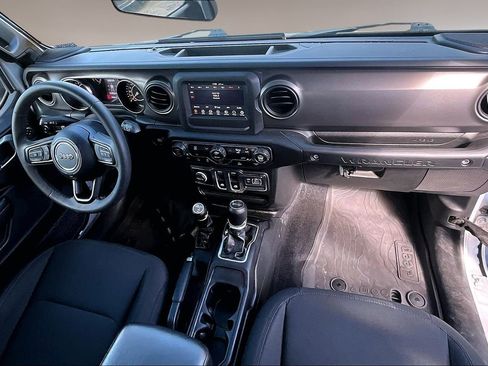 Used 2023 Jeep Wrangler Sport S image 7
