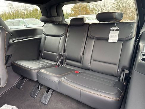 New 2026 Ford Expedition Tremor image 9