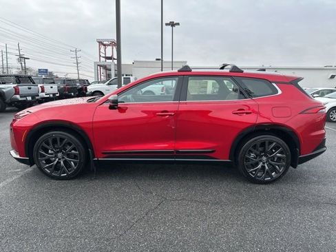 New 2025 Toyota Crown Signia image 2