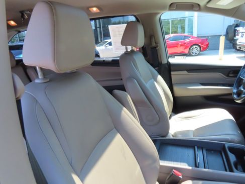 Used 2018 Honda Odyssey EX-L image 33