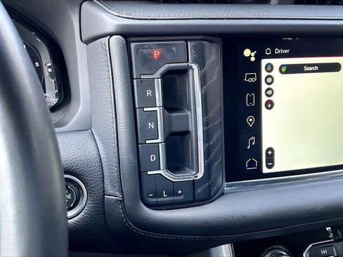 Used 2023 GMC Yukon Denali image 31