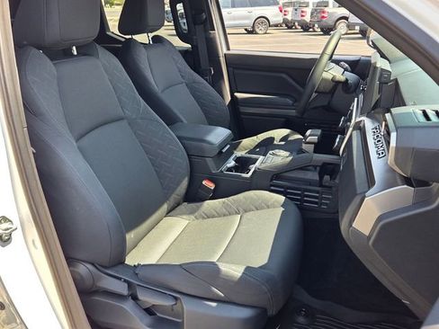 Used 2024 Toyota Tacoma SR5 w/ SR5 Upgrade Package image 17