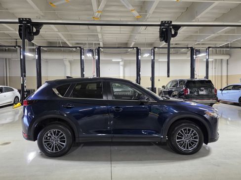 Used 2021 MAZDA CX-5 Touring image 8