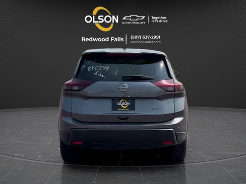 Used 2025 Nissan Rogue SV AWD/4WD image 4