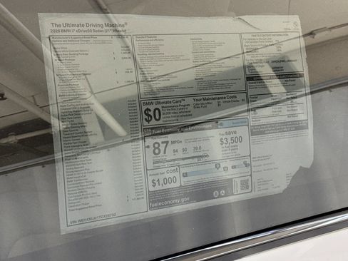 Used 2026 BMW i7 xDrive60 w/ M Sport Package RWD image 29